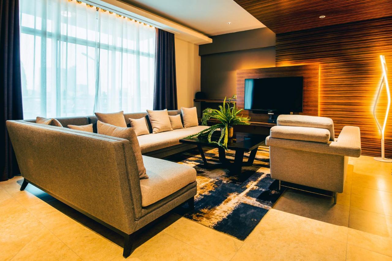 Blackwood Boutique Hotel And Apartments Dar es Salaam Ngoại thất bức ảnh